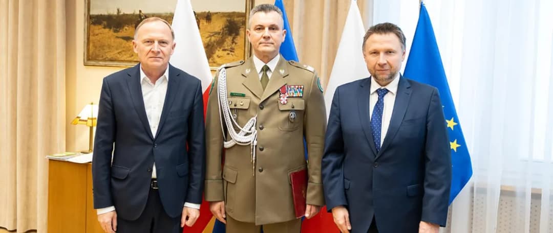 Komendant straży granicznej: kim jest gen. Robert Bagan i jego osiągnięcia