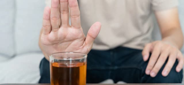 Spożywanie alkoholu w pracy: jakie są konsekwencje prawne?