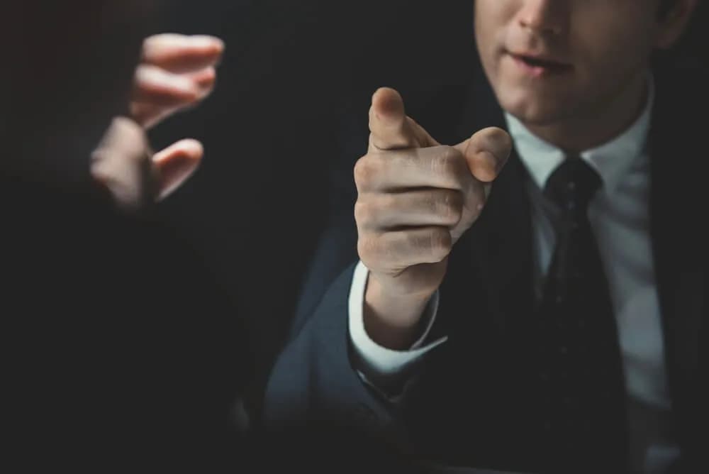 Oskarżyciel posiłkowy w sprawach o wykroczenia – Twoje prawa i obowiązki