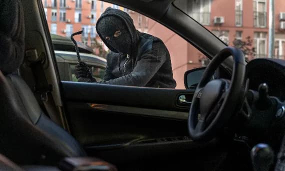 Co oznacza sen o kradzieży? Odkryj ukryte lęki i obawy