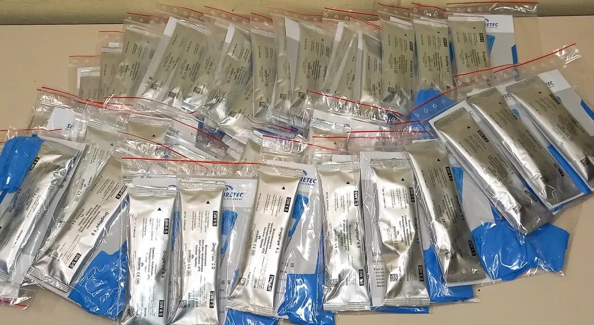 Kiedy policja może przeprowadzić narkotest? Poznaj swoje prawa i obowiązki