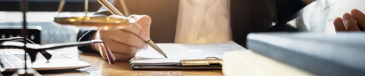 Postępowanie w sprawach o wykroczenia – co musisz wiedzieć, aby uniknąć kłopotów