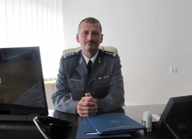 Komendant policji Inowrocław: kim jest Robert Olszewski i jego zadania