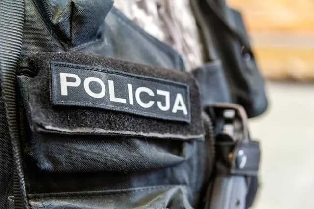 Czym zajmuje się policja kryminalna? Odkryj ich kluczowe zadania