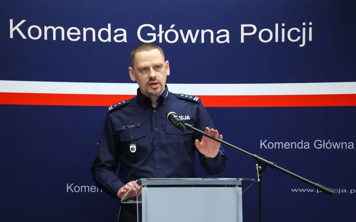 Komendant policji: kluczowe obowiązki i zmiany w kierownictwie