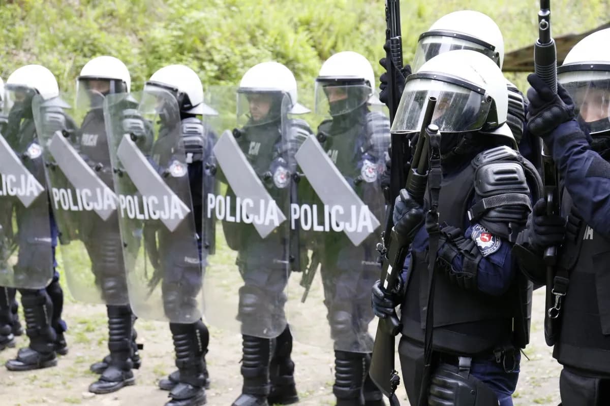 Prewencja w policji: poznaj najważniejsze zadania i rodzaje działań