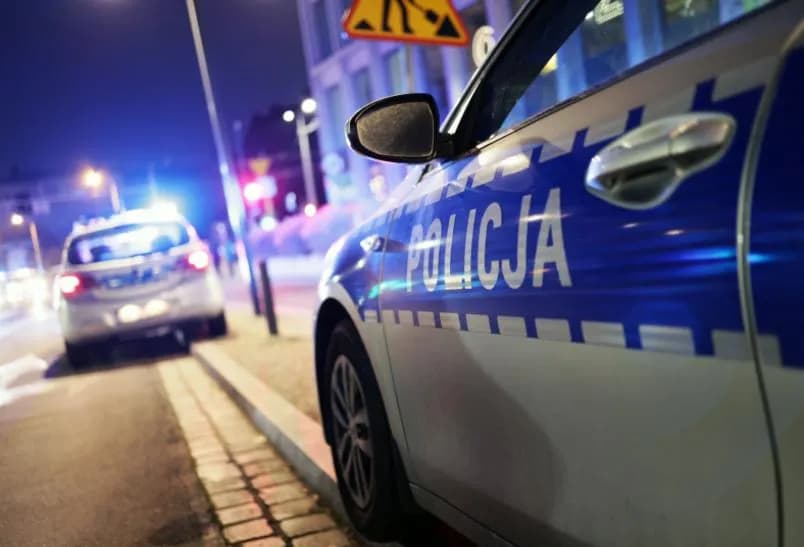 Kiedy policja może wejść do domu bez nakazu? Poznaj swoje prawa
