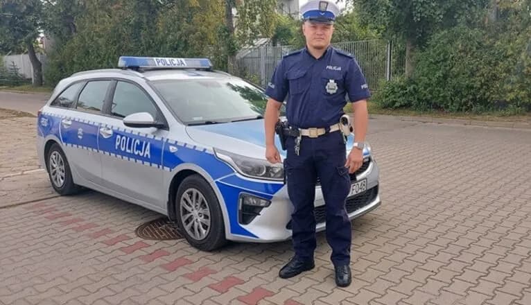 Dowiedz się kiedy policja zabiera prawo jazdy: fakty i przepisy 2025