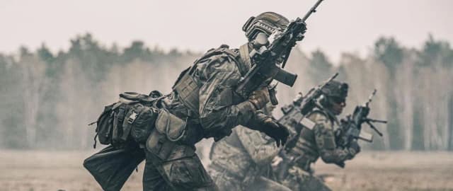 Czynna służba wojskowa – co to jest i jakie ma znaczenie w Polsce?